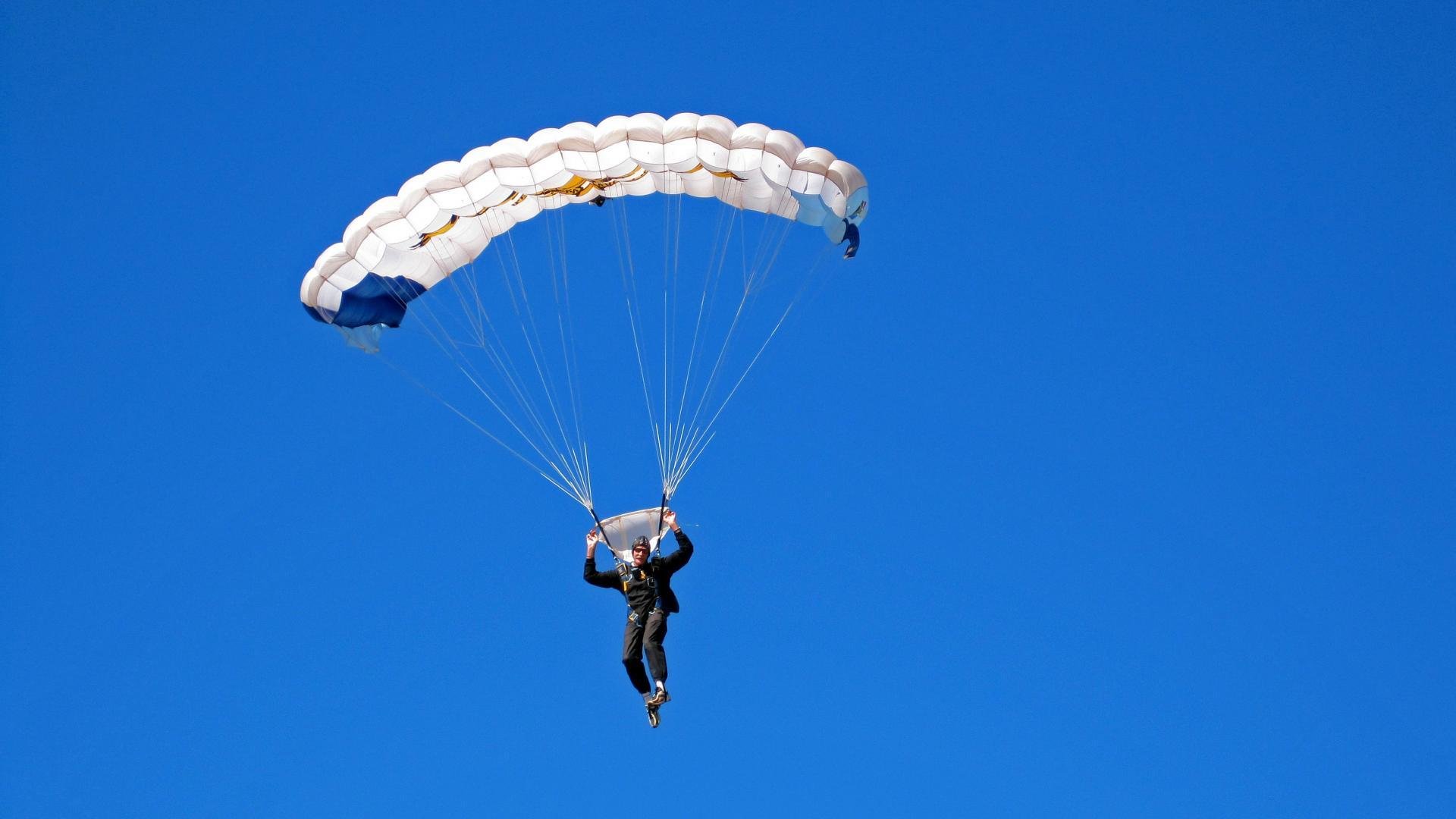 开云app下载-葡萄牙体育前锋吉奥克雷斯在赛季中打入53球,吸引多家英超俱乐部关注。